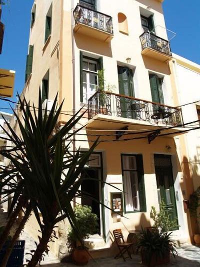 Silde Apartments