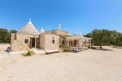 737 Trulli con Piscina ad Ostuni