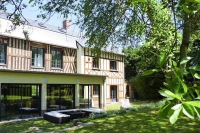Townhouse Near Bay of Somme and Beaches