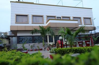 Hotel Bandhan