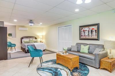 Cozy Jonesboro Studio w/ Patio ~ 22 Mi to Atlanta!