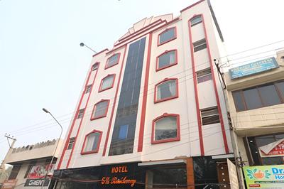 OYO 27012 Hotel Sk Residency