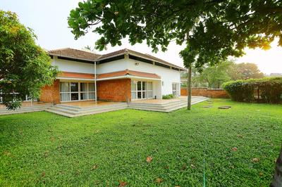 Capital O 29855 Island Inn