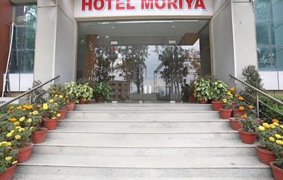 OYO 30933 Moriya Palace