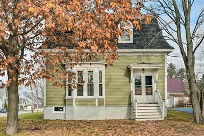Downtown Lancaster French Victorian Gem!