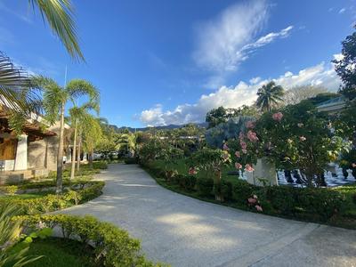 Paraiso Rainforest and Beach Hotel