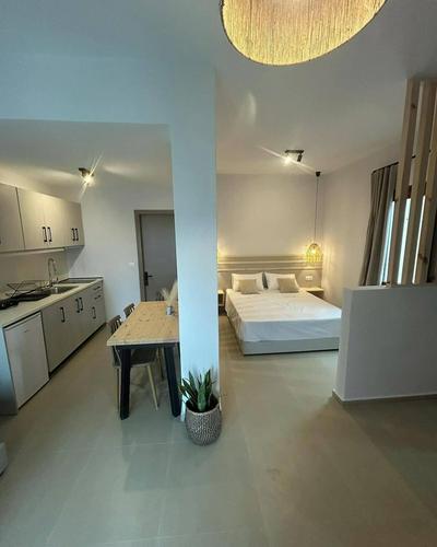 KYNTHIA seaview apartments