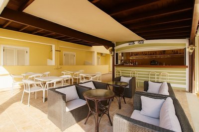 Solena Studios Kavos