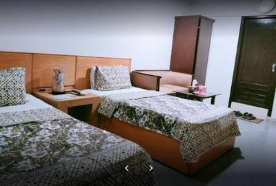 7 S even Guest House