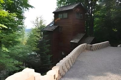 Cardinal Haus