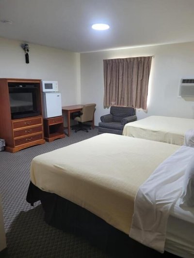 Lake Stop Resort