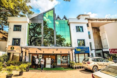 FabHotel Flamingo Anna Nagar