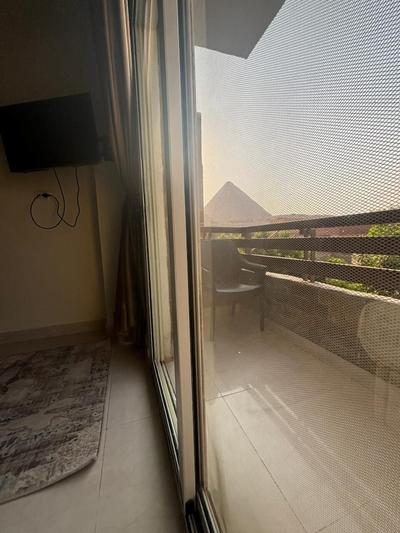 SEQUOIA Pyramids View