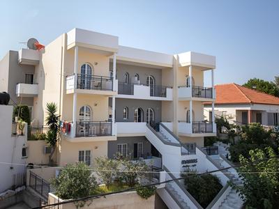Manias Hotel Apartments