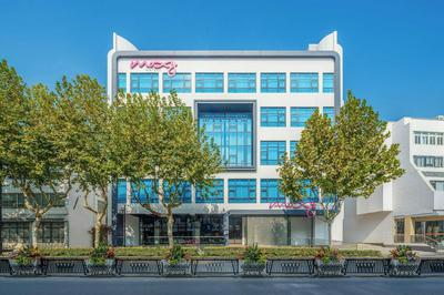 Moxy Suzhou City Centre