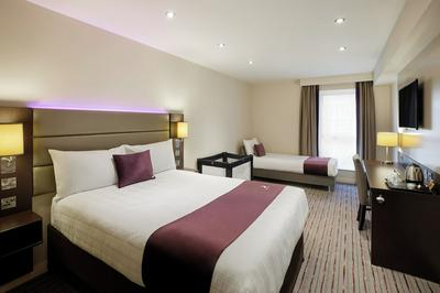 Premier Inn Guernsey St Peter Port - Admiral Park