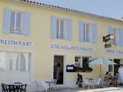 Hotel Le Relais Des Deux Vallees