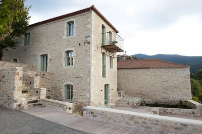 Ruga of Vamvakou Homes