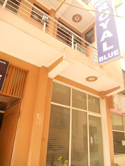 Hotel Airport Royal Blue