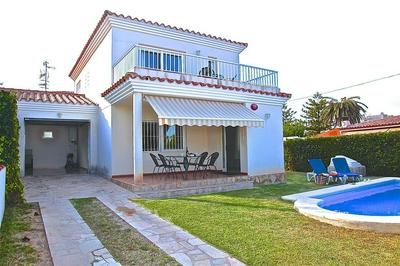House With Private Pool With Direct Acces to the Beach