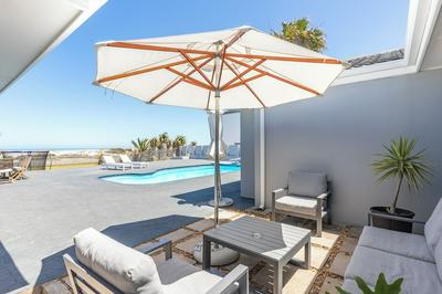 Beachfront, Private Pool, Pizza Oven, Pool Table, Fast Internet, Family Friendly