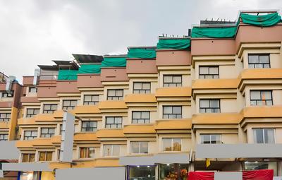 OYO 18912 Popular Hotel