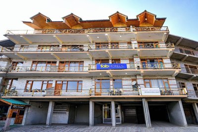 Fabhotel Anant Meadows