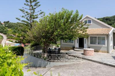Yialos Villa
