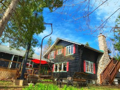 Auberge Le Lupin B&B