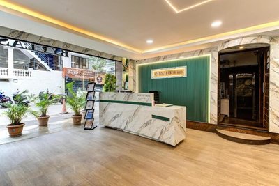 Emerald Suites By Classio