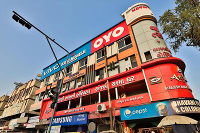 OYO 22403 Hotel Rolex