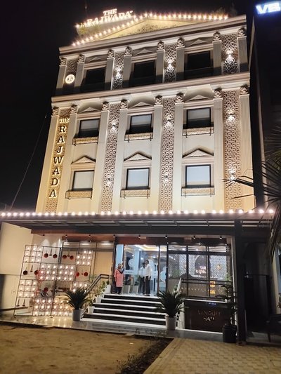 Hotel The Rajwada LP