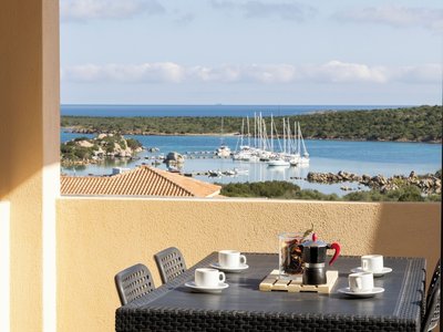 Relax Near the Beach With sea View
