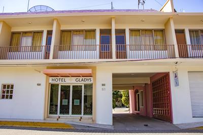 Hotel Gladys