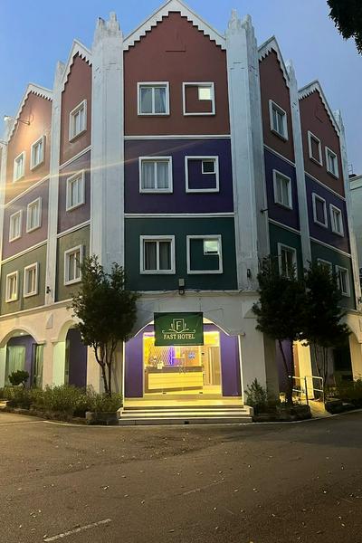 Fast Hotel Melaka Near Menara Taming Sari - 2 Mins Only