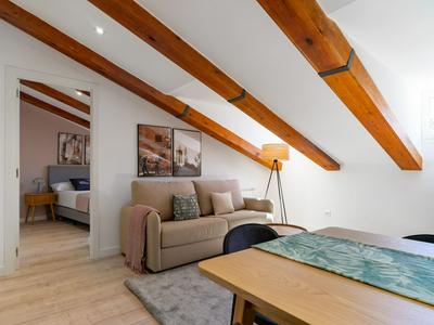 Limehome Madrid Calle Ave María