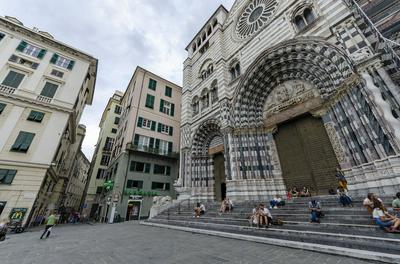 JOIVY Exclusive 3-bedroom flat near Cathedral of Genoa