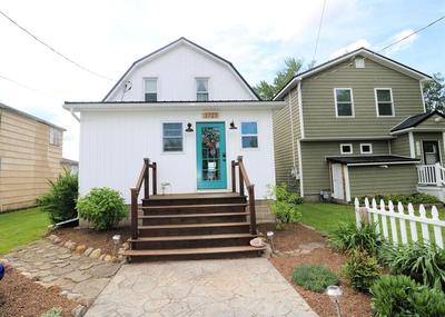 3723 Pleasant Ave. 3 Bedroom Home by RedAwning
