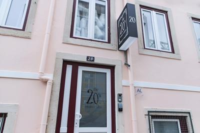 The Twenties Rooms & Suites