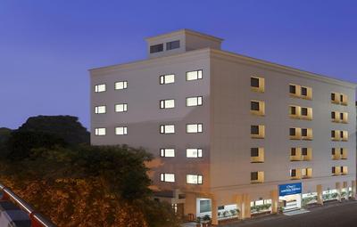 City Heart Sarovar Portico