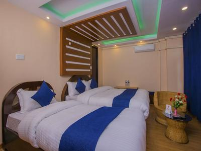 OYO 264 Hotel Antique Kutty
