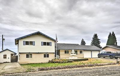 Vancouver Home w/ Hot Tub < 15 Mi to Portland!