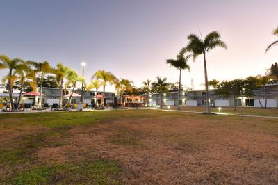 Golden Host Resort - Sarasota