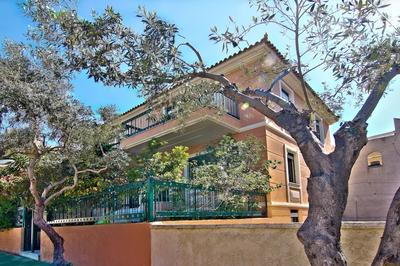 Glyfada Seaside Residence