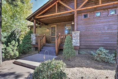 Pet-friendly Show Low Townhome w/ Deck & Grill!