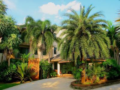 Palm Suites Khao Yai
