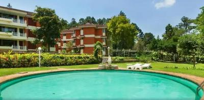 Golf Course Apartments