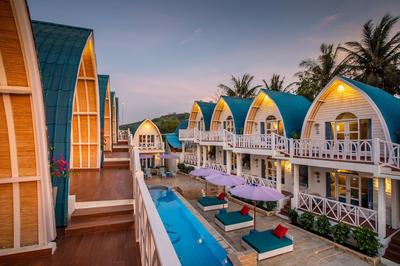 Santorini Beach Resort