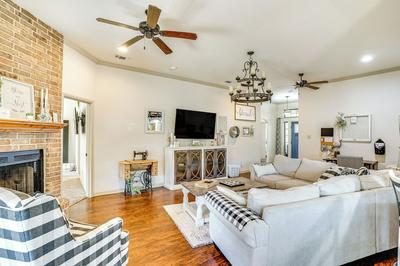 Charming Home w/ Chiminea in Weatherford!