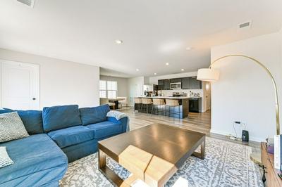 < 6 Mi to Uptown Charlotte: Bright Home w/ Yard